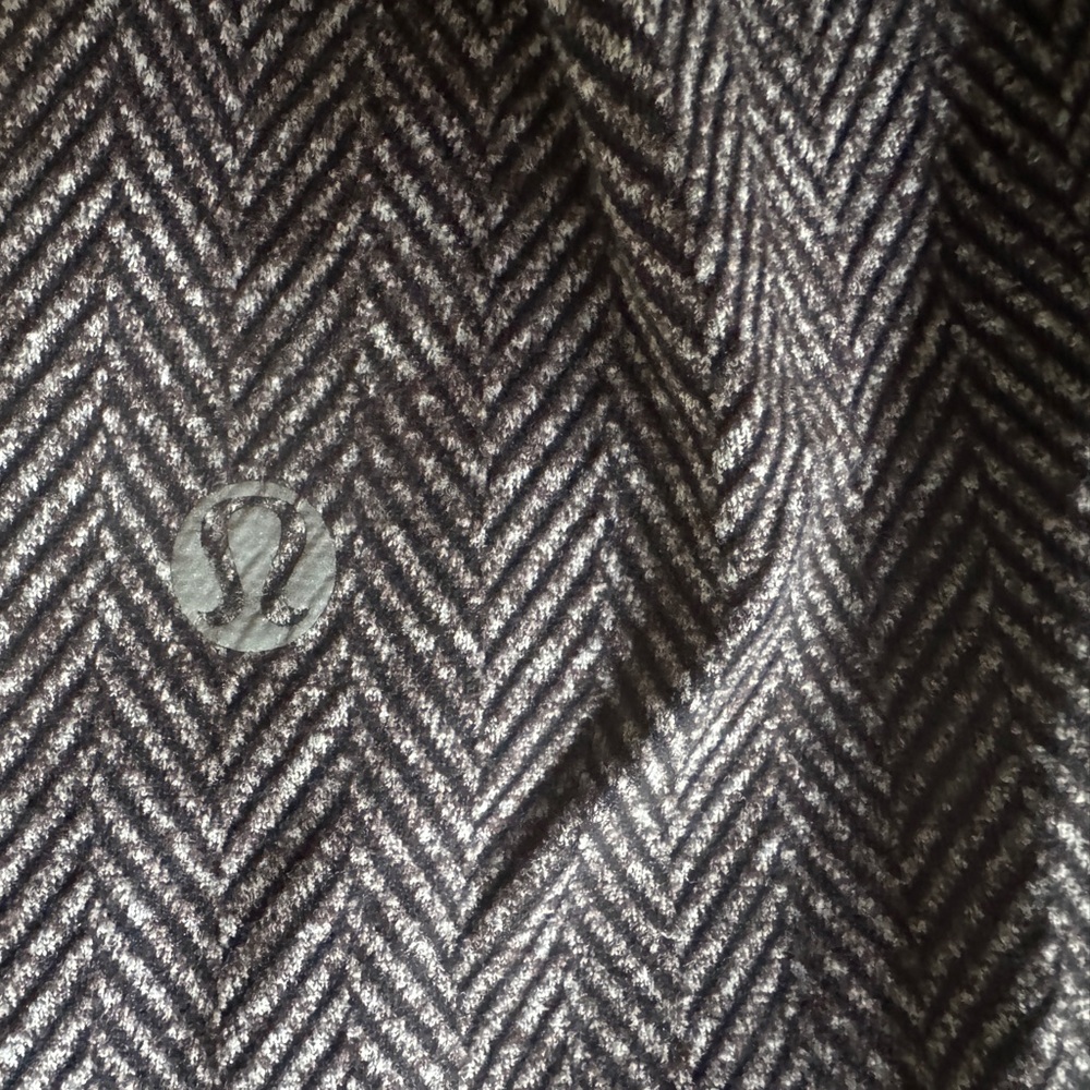 lululemon athletica black, brown and white herringbone leggings